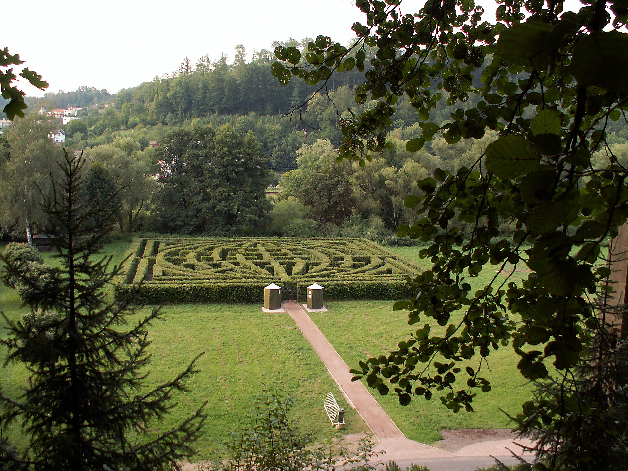 PŘÍRODNÍ BLUDIŠTĚ V BRANDÝSE NAD ORLICÍ